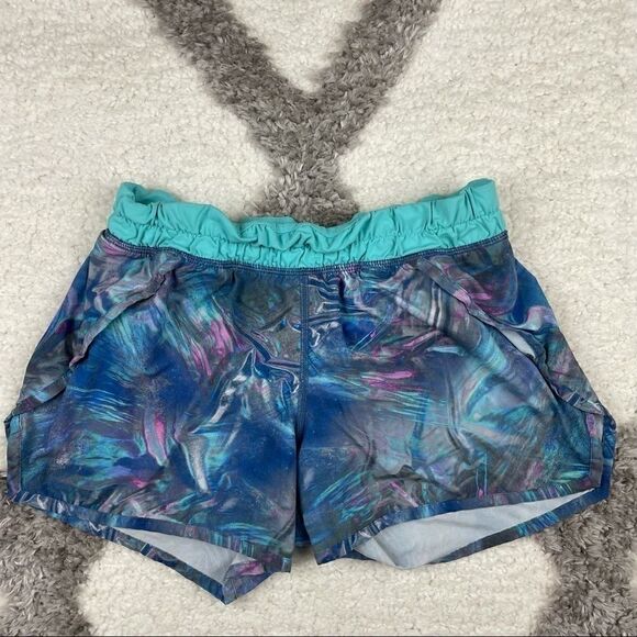 Girls Ivivva Shorts   - Picture 1 of 4